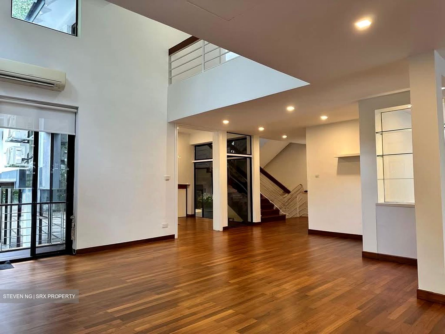 Ford Avenue (D10), Detached #573681451